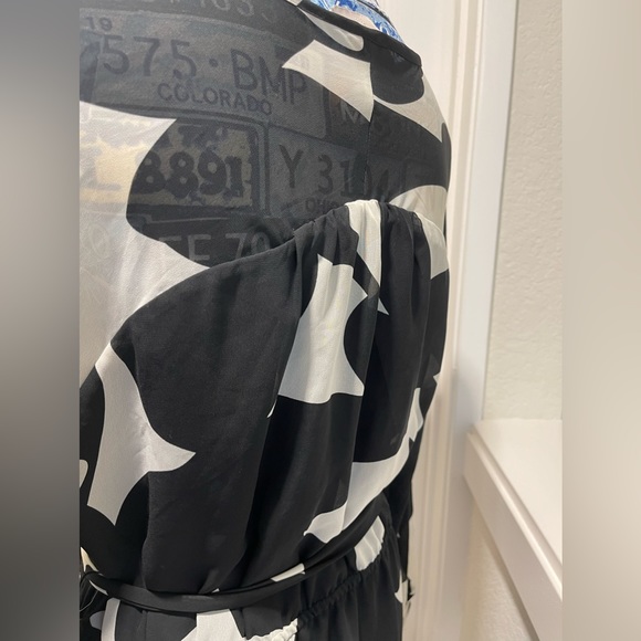 H&M Black & White Chic Dress - Picture 5 of 10